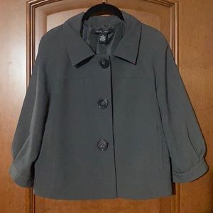 Jacket and skirt Larry Levine set, color grey, Jacket size M and skirt size 8